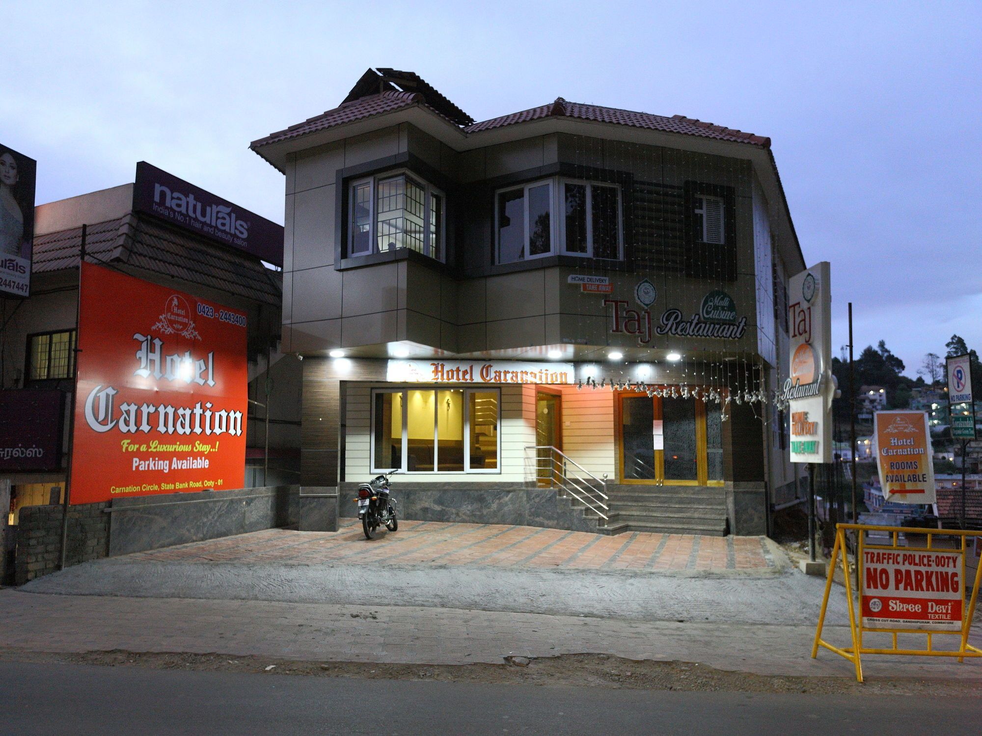 Oyo 7987 Hotel Carnation Ooty Bagian luar foto